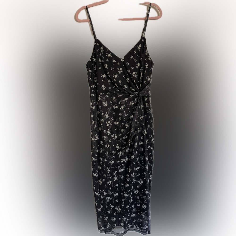 Socialite black and sleek floral dress